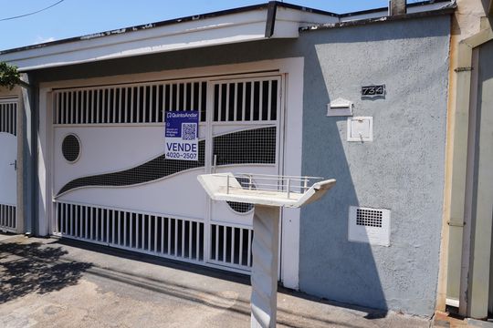 Fachada com placa PXZV - 1430 de casa à venda com 2 quartos, 173m² em Jardim das Orquideas, Americana