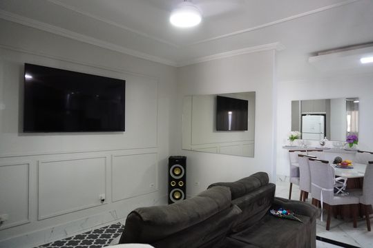 Sala de casa à venda com 2 quartos, 173m² em Jardim das Orquideas, Americana