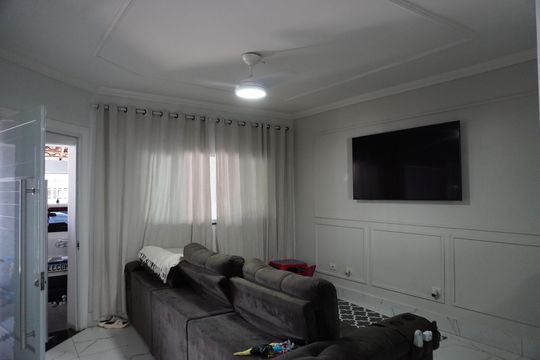 Sala de casa à venda com 2 quartos, 173m² em Jardim das Orquideas, Americana