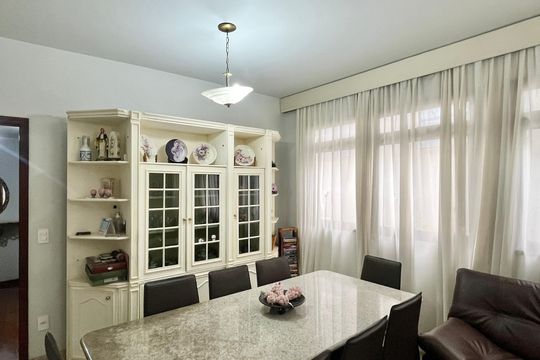 Apartamento para alugar com 3 quartos, 118m² em Serra, Belo Horizonte