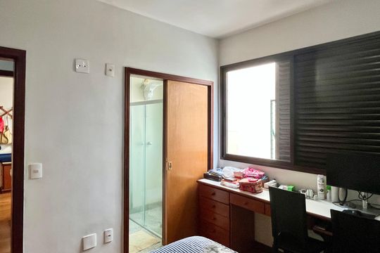 Apartamento para alugar com 3 quartos, 118m² em Serra, Belo Horizonte