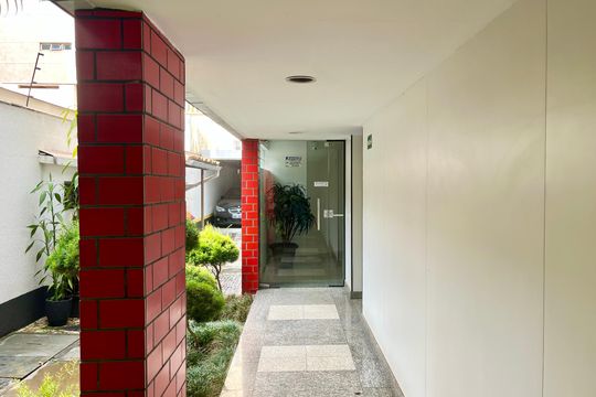 Apartamento para alugar com 3 quartos, 118m² em Serra, Belo Horizonte