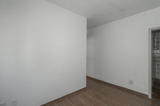 Sala de apartamento para alugar com 2 quartos, 50m² em Sarandi, Porto Alegre