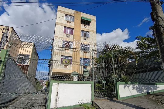 Fachada de apartamento à venda com 2 quartos, 59m² em Tanque, Rio de Janeiro