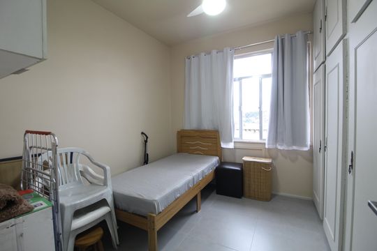Quarto 1 de apartamento à venda com 2 quartos, 59m² em Tanque, Rio de Janeiro