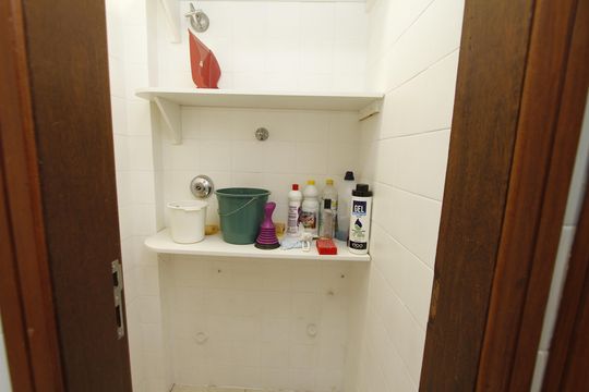 Banheiro de serviço de apartamento para alugar com 4 quartos, 130m² em São Bento, Belo Horizonte