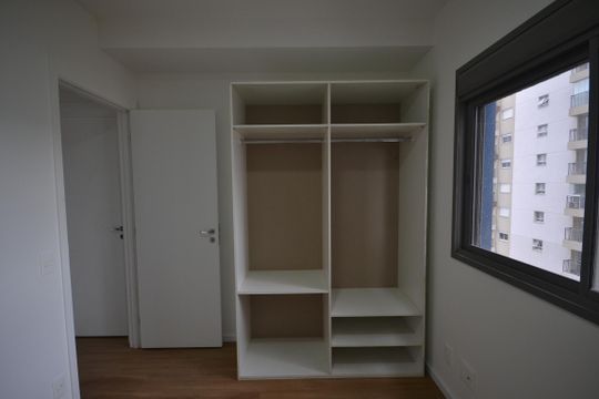 Quarto 1 de apartamento para alugar com 2 quartos, 54m² em Vila Sonia, São Paulo
