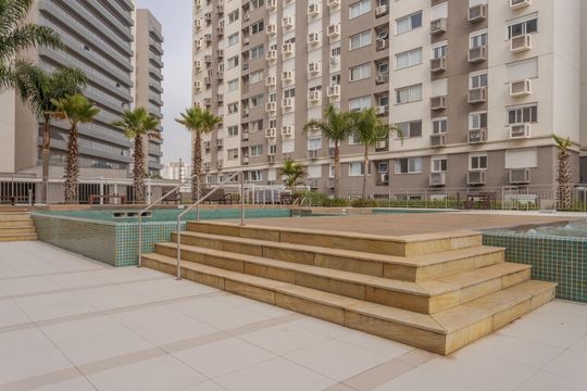 Área comum - Piscina de apartamento à venda com 3 quartos, 75m² em São Sebastião, Porto Alegre