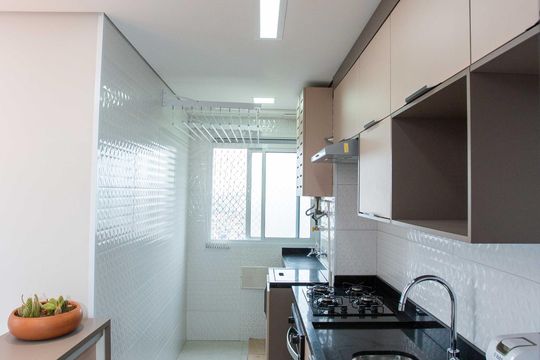 Cozinha de apartamento para alugar com 2 quartos, 43m² em Campanário, Diadema