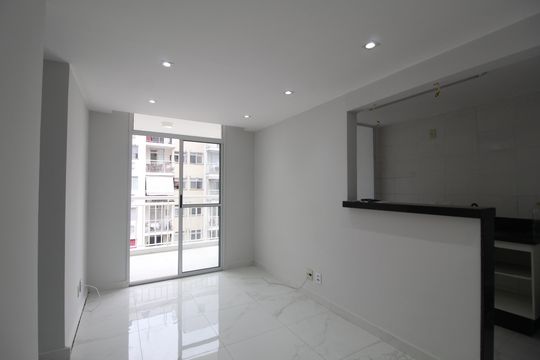Apartamento para alugar com 2 quartos, 55m² em Anil, Rio de Janeiro