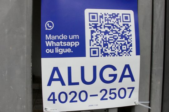 Fachada de casa para alugar com 2 quartos, 100m² em Vila Natal, São Paulo