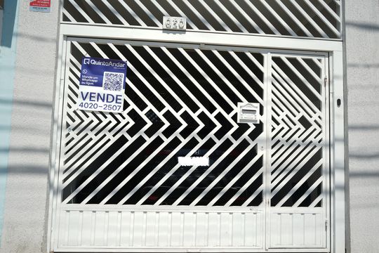 Fachada de casa à venda com 2 quartos, 140m² em Vila Aricanduva, São Paulo