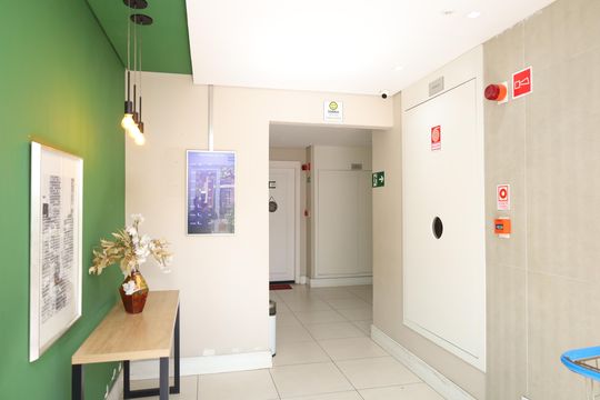 Área comum - Saguão do prédio de apartamento para alugar com 2 quartos, 45m² em Jardim Nossa Senhora do Carmo, São Paulo