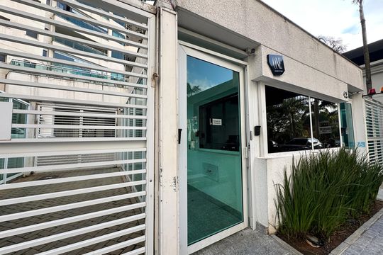 Fachada e portaria de apartamento para alugar com 3 quartos, 124m² em Alphaville Empresarial, Barueri