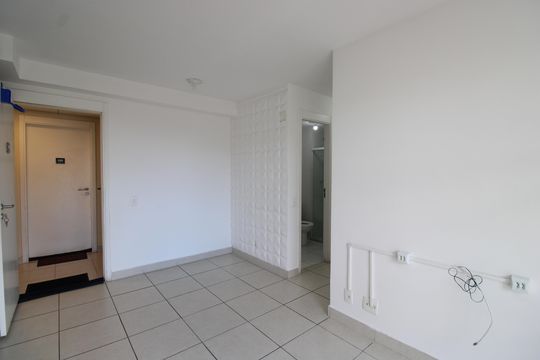 Sala de apartamento para alugar com 2 quartos, 54m² em Anil, Rio de Janeiro
