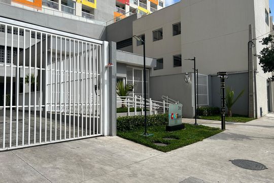 Fachada de kitnet/studio à venda com 1 quarto, 50m² em Brás, São Paulo