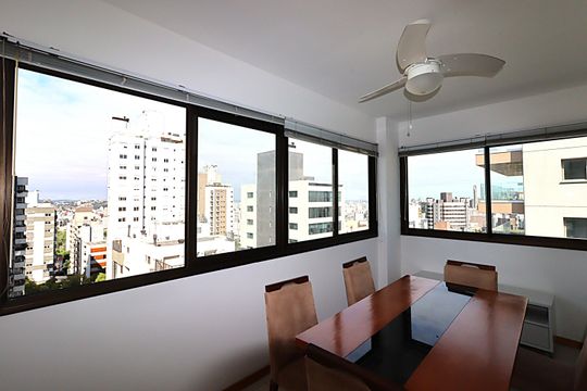 Apartamento para alugar com 2 quartos, 94m² em Petrópolis, Porto Alegre