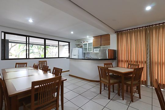 Área comum - Salão de festas de apartamento para alugar com 2 quartos, 94m² em Petrópolis, Porto Alegre