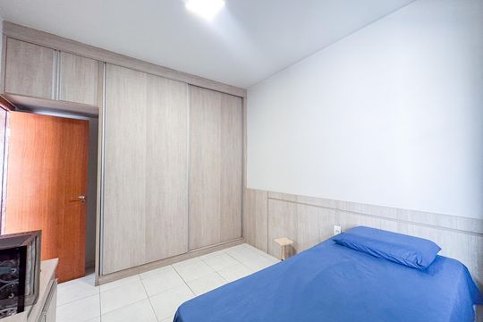 Casa à venda com 3 quartos, 360m² em Eldorado, Contagem