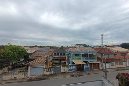 VISTA VARANDA SALA de apartamento para alugar com 2 quartos, 76m² em Parque Zabulao, Rio das Ostras