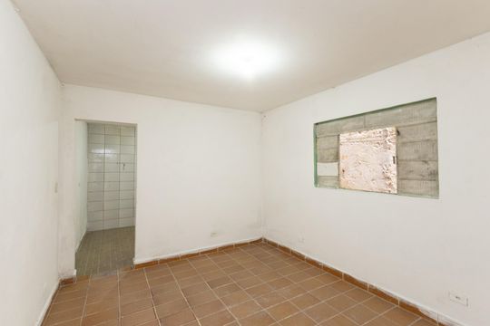 Sala  de casa à venda com 2 quartos, 135m² em Jardim Filhos da Terra, São Paulo