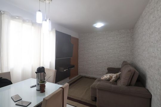 Sala de apartamento para alugar com 2 quartos, 42m² em São José, Canoas