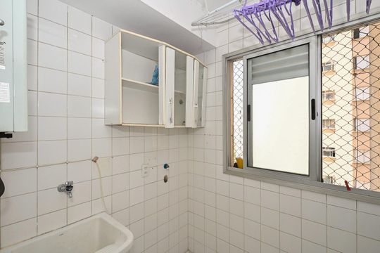Área de serviço de apartamento à venda com 3 quartos, 68m² em Vila Andrade, São Paulo