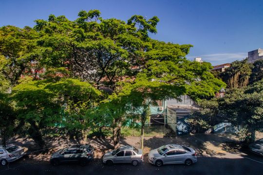 Vista de apartamento para alugar com 2 quartos, 67m² em Petrópolis, Porto Alegre