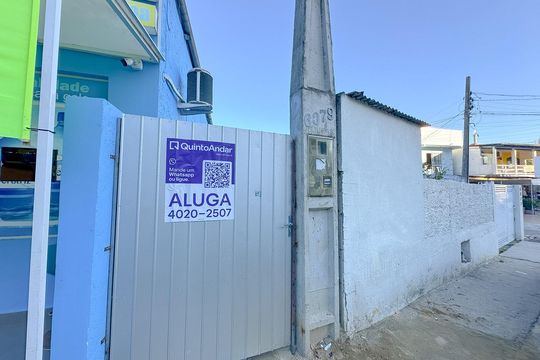 Fachada de apartamento para alugar com 2 quartos, 70m² em Cachoeira do Bom Jesus, Florianópolis
