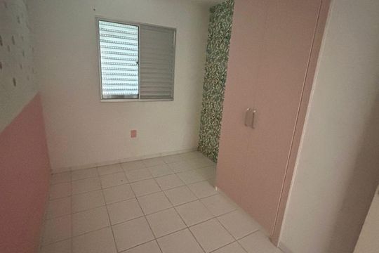 Quarto 2 de apartamento para alugar com 2 quartos, 50m² em Vila dos Comerciários 2, Taubaté