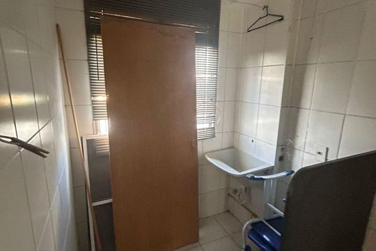 Área de serviço de apartamento para alugar com 2 quartos, 50m² em Vila dos Comerciários 2, Taubaté