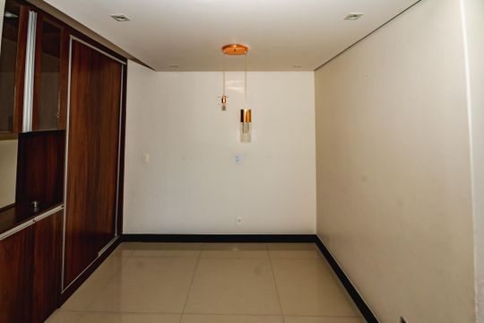 Sala de apartamento para alugar com 2 quartos, 72m² em Califórnia, Belo Horizonte