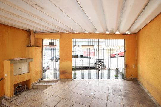 Garagem de casa para alugar com 2 quartos, 87m² em Itaquera, São Paulo