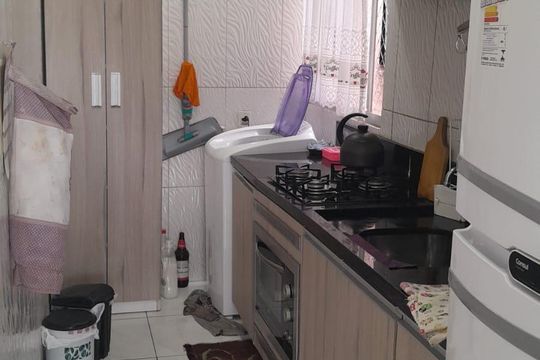 Cozinha de apartamento para alugar com 2 quartos, 47m² em Hípica, Porto Alegre
