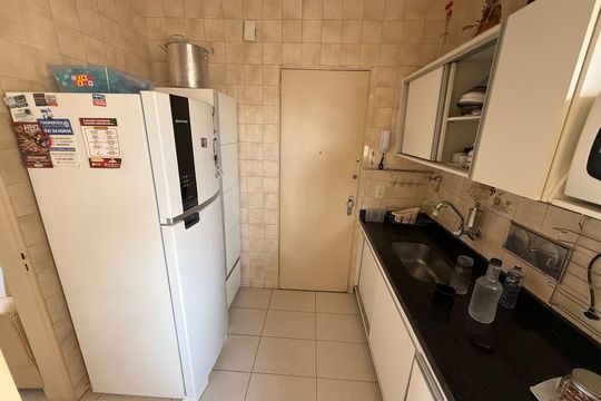 cozinha de apartamento para alugar com 3 quartos, 102m² em Floresta, Belo Horizonte