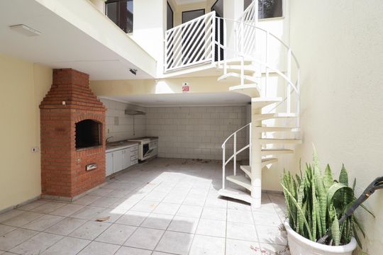 Churrasqueira de casa para alugar com 3 quartos, 180m² em Parada Inglesa, São Paulo