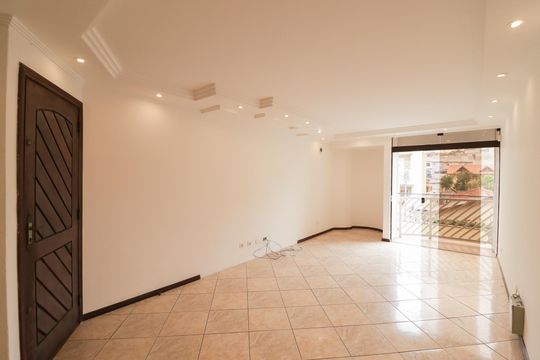 Casa para alugar com 3 quartos, 180m² em Parada Inglesa, São Paulo