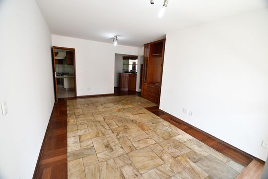 Apartamento à venda com 3 quartos, 120m² em Cambuí, Campinas