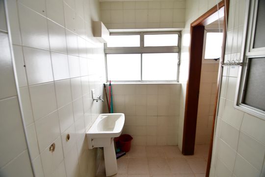 Área de Serviço de apartamento à venda com 3 quartos, 120m² em Cambuí, Campinas