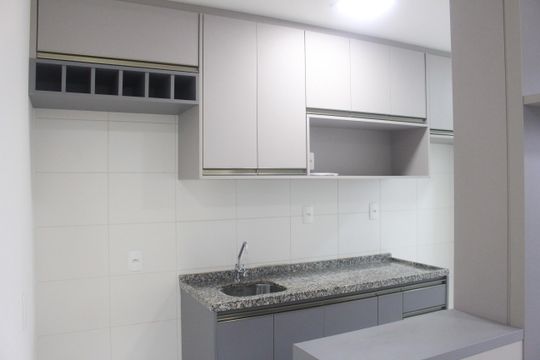 Cozinha de apartamento para alugar com 2 quartos, 56m² em Cerâmica, São Caetano do Sul