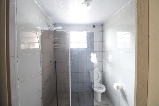 Banheiro / casa 1 de casa à venda com 2 quartos, 250m² em Grajaú, São Paulo