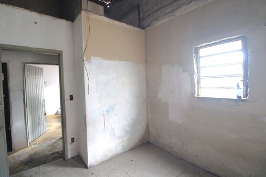 Quarto 1 / casa 2 de casa à venda com 2 quartos, 250m² em Grajaú, São Paulo