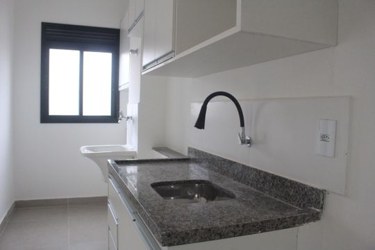 Cozinha de apartamento para alugar com 2 quartos, 41m² em Nova Gerti, São Caetano do Sul