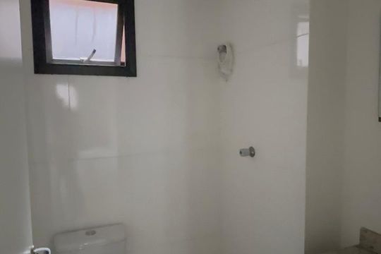 Banheiro de apartamento para alugar com 1 quarto, 26m² em Vila Dom Pedro II, São Paulo