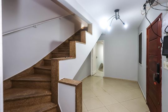 Casa à venda com 4 quartos, 260m² em Jardim Nossa Senhora Aparecida, São Paulo