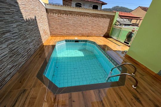 Área externa de casa de condomínio à venda com 4 quartos, 358m² em Taquara, Rio de Janeiro