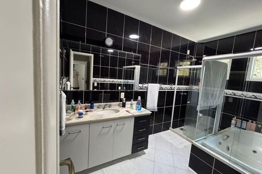 Cozinha de casa de condomínio à venda com 4 quartos, 358m² em Taquara, Rio de Janeiro
