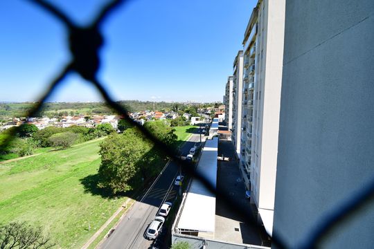 Quarto 3 - Suíte Vista de apartamento para alugar com 3 quartos, 85m² em Vila Brandina, Campinas