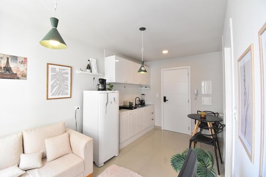 Studio de kitnet/studio para alugar com 1 quarto, 28m² em Centro, Curitiba