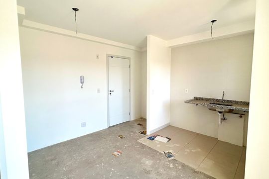 Sala de apartamento à venda com 2 quartos, 45m² em Vila Galvão, Guarulhos